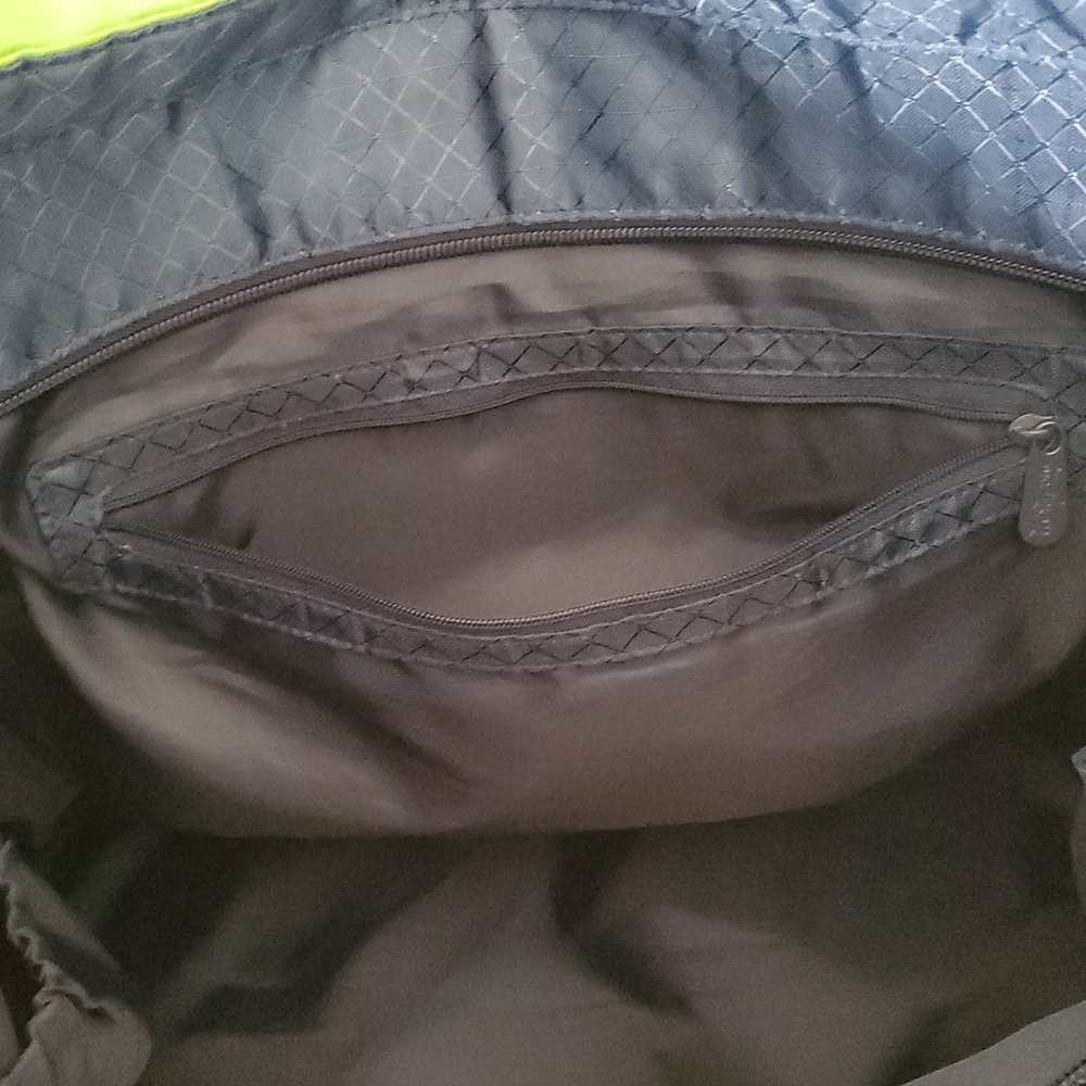 Thirty-One Organizing Tote - Picture 10 of 14